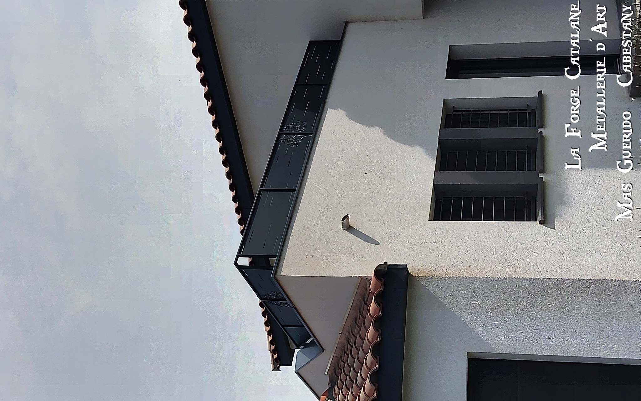 garde corps en decoupe laser thermolaquage 7016 graine forge catalane.jpg